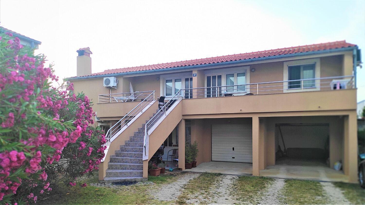 Apartments Remi Nin Extérieur photo
