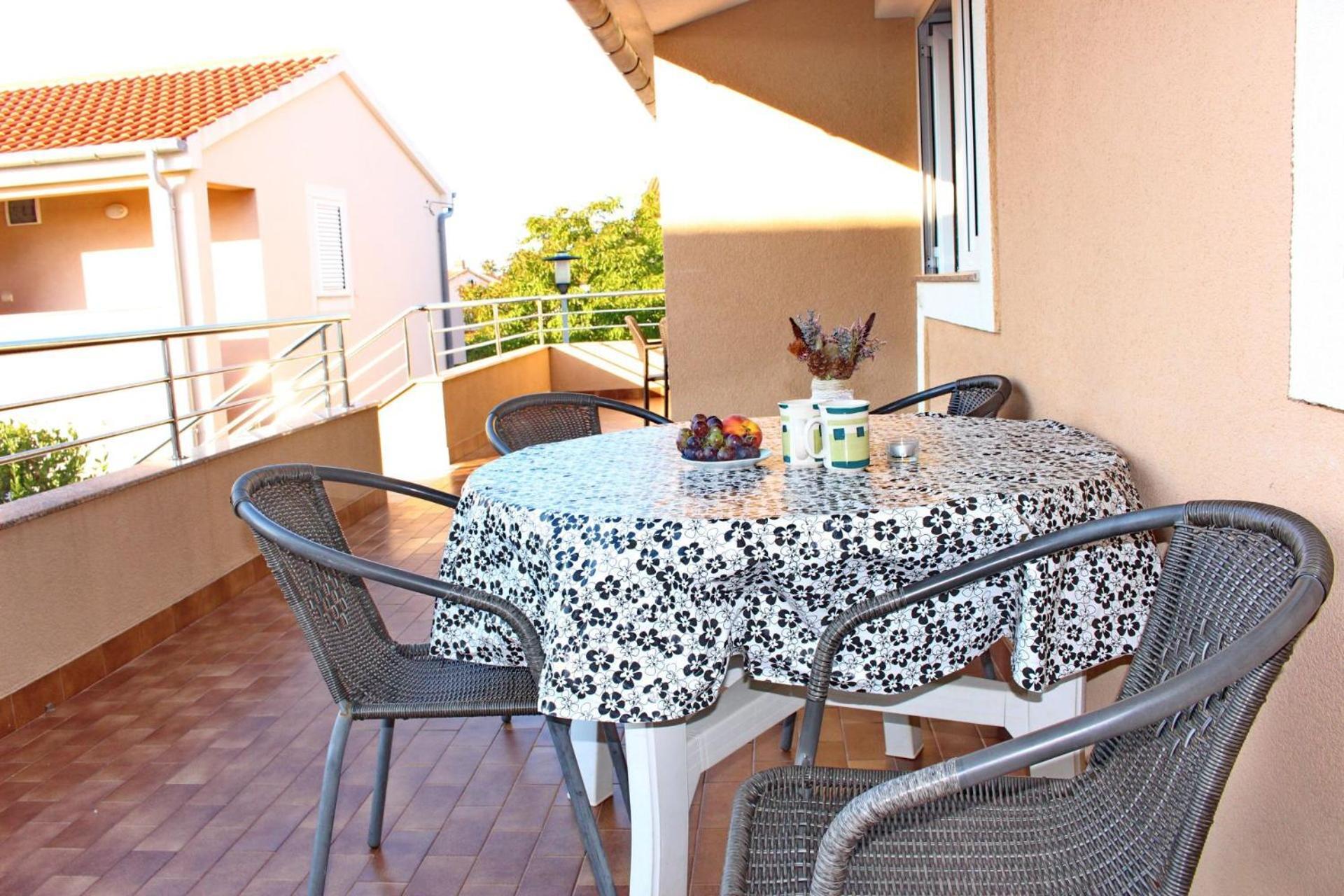 Apartments Remi Nin Extérieur photo